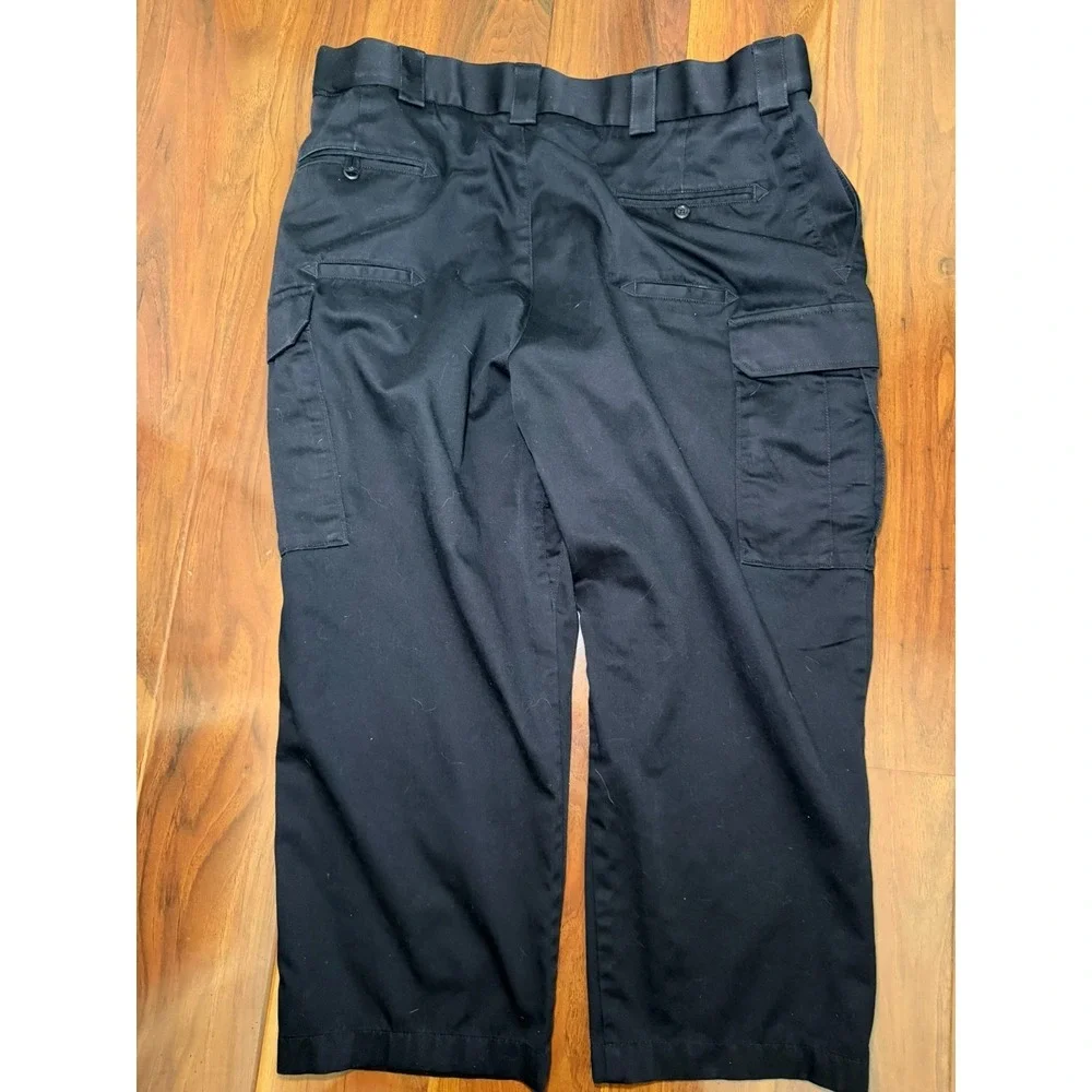 5.11 Tactical Cargo Pants Mens 42x32 Black Ripstop Multi Pocket Work Utility